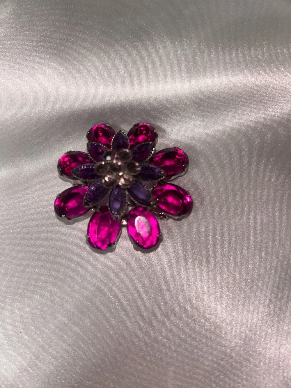 Beautiful Purple Floral Crystal Brooch - Fashion Jewelry #J410E Gold Bag